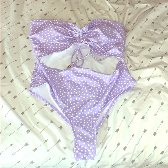 Bathing suit - Picture 1 of 1